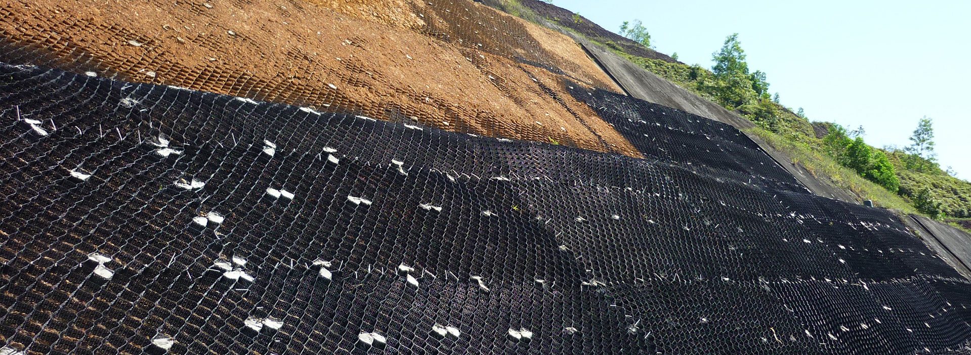 Gabion Retaining Wall System for Riverbank Erosion Protection Fibromat